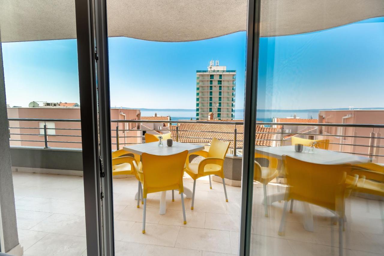 Apartments And Rooms Vuleta, Close To The Beach Makarska Eksteriør bilde