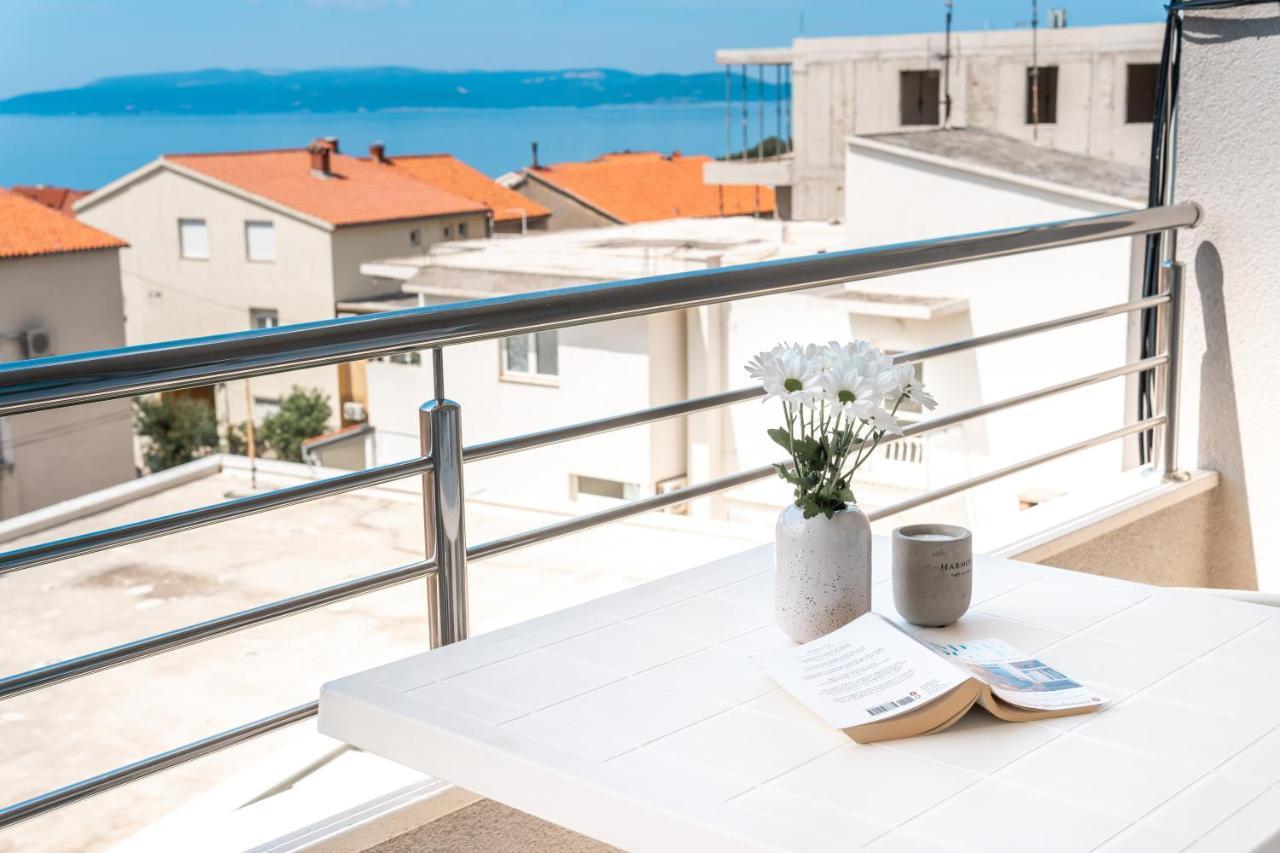 Apartments And Rooms Vuleta, Close To The Beach Makarska Eksteriør bilde