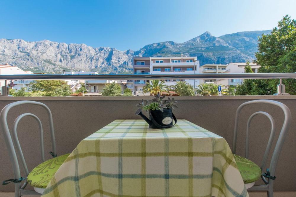 Apartments And Rooms Vuleta, Close To The Beach Makarska Rom bilde