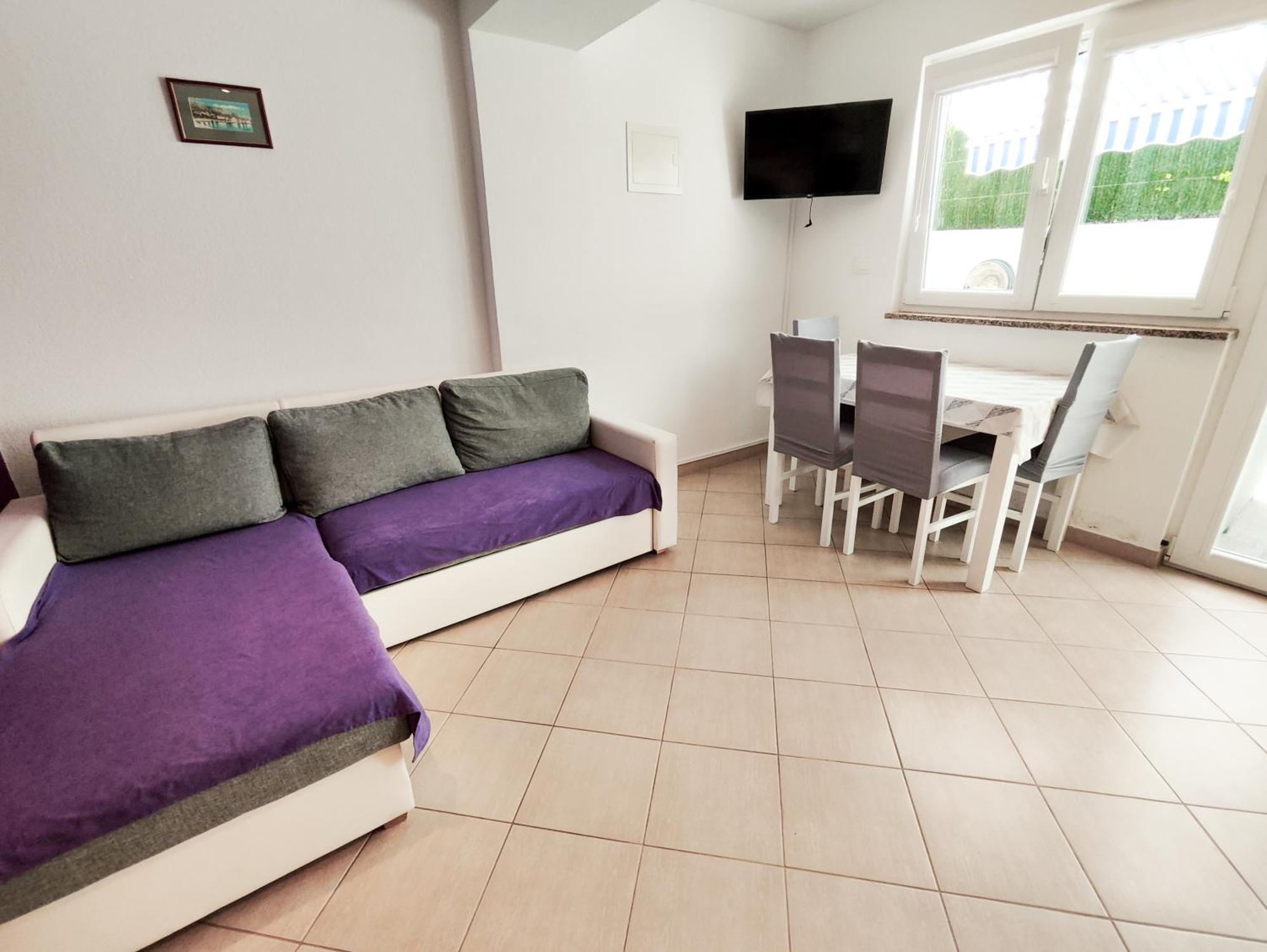 Apartments And Rooms Vuleta, Close To The Beach Makarska Rom bilde