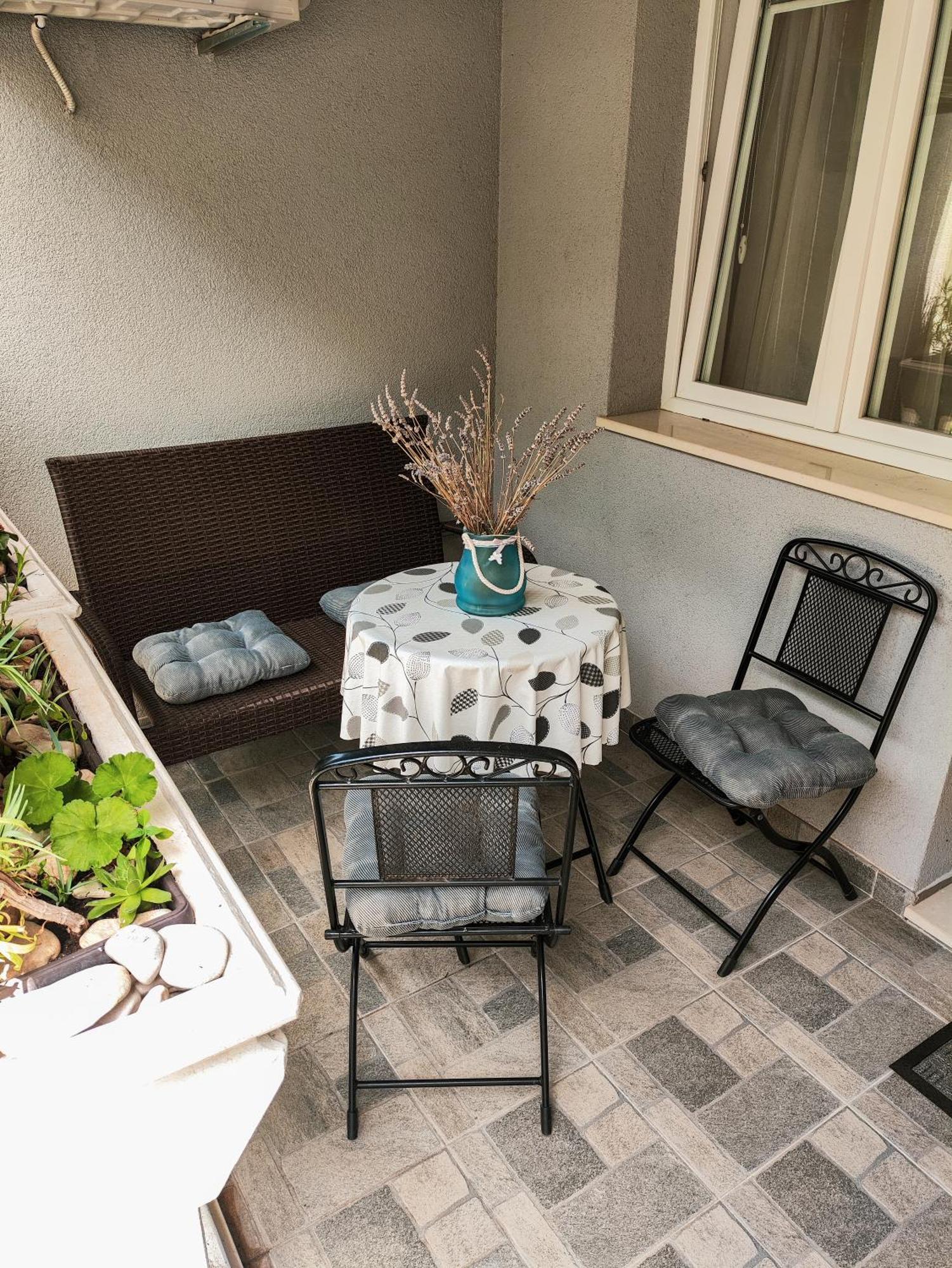 Apartments And Rooms Vuleta, Close To The Beach Makarska Rom bilde
